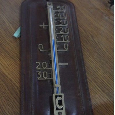 COUPE PETIT MODELEEN...