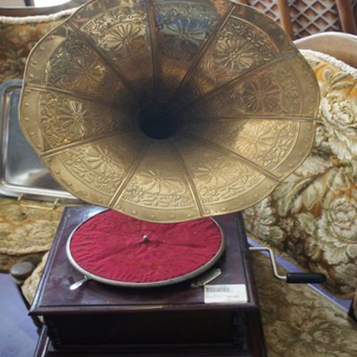 GRAMOPHONE..
