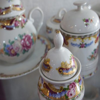 saucière + 2 verres fleuri...